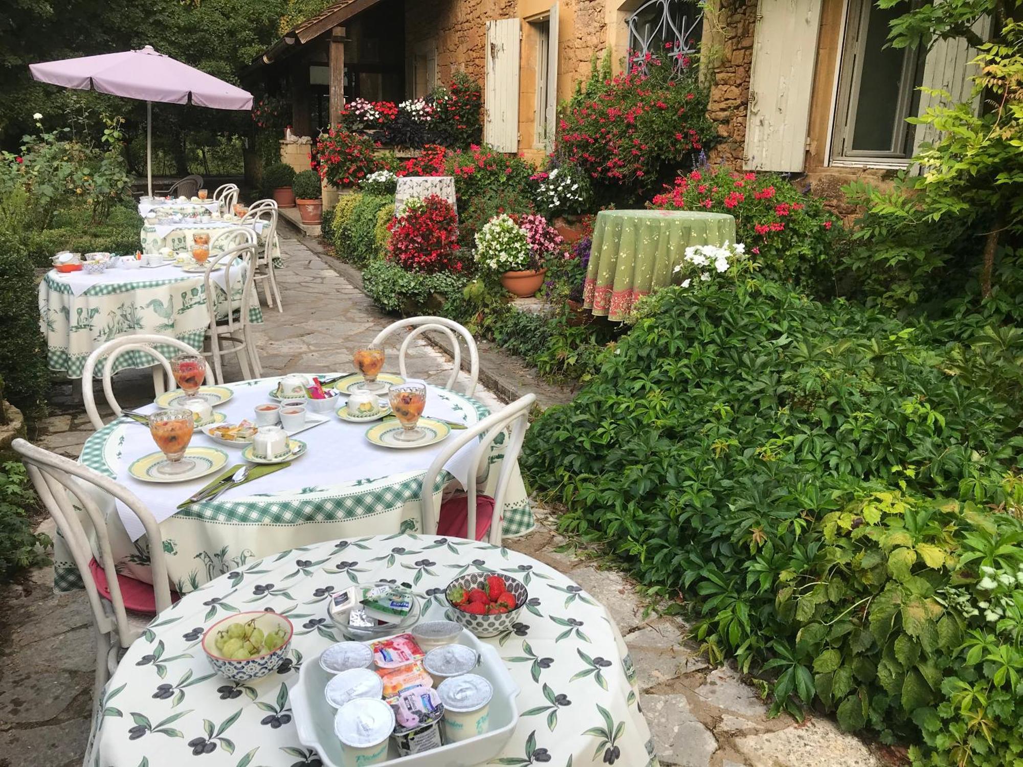 Bed & Breakfast Le Moulin Neuf Saint-Alvère Dış mekan fotoğraf